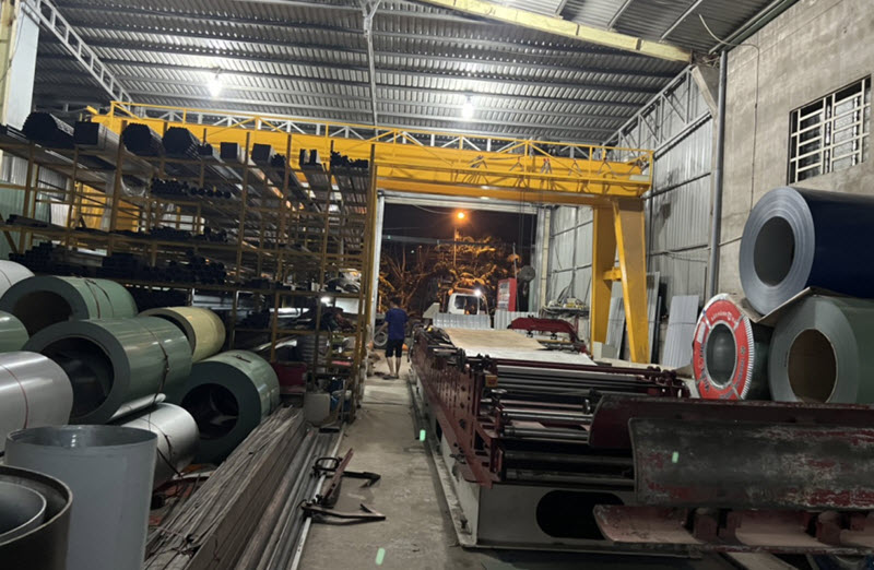 Nhà máy tôn Liki Steel cung cấp tôn Việt Mỹ chính hãng giá rẻ tốt nhất tphcm, giao hàng toàn quốc