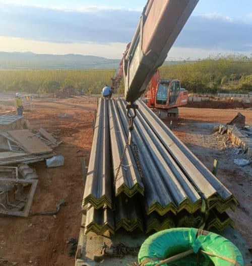 Nhà máy tôn thép Liki Steel cung cấp thép V An Khánh chính hãng, giá tốt đến tận công trình