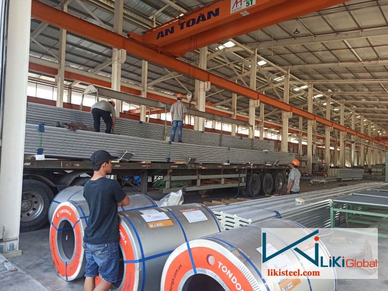 Mua tôn giả ngói màu nâu uy tín tại tôn thép Liki Steel